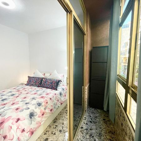 Affordable Holiday Accommodation For Large Families And Groups At Las Canteras Beach With 3 Bedrooms And Free Parking ラスパルマス・デ・グランカナリア エクステリア 写真